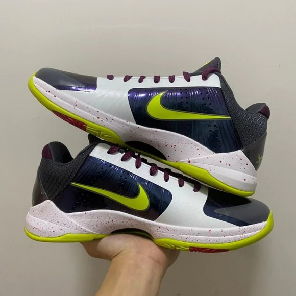 Size 9.5 NIKE ZOOM KOBE V 5 CHAOS JOKER Purple Cyber White 386429-531